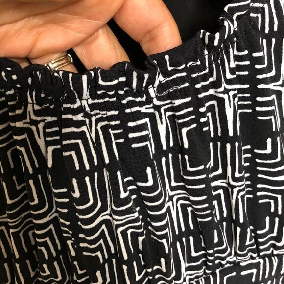 Axcess Black/White Geometric Print Midi Dress Size Small - Picture 6 of 12